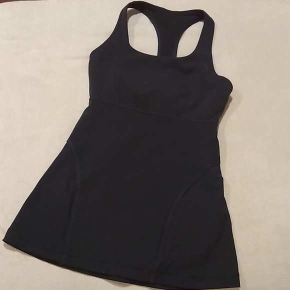 Lululemon Black Tank Top. Size 4 - Picture 4 of 8